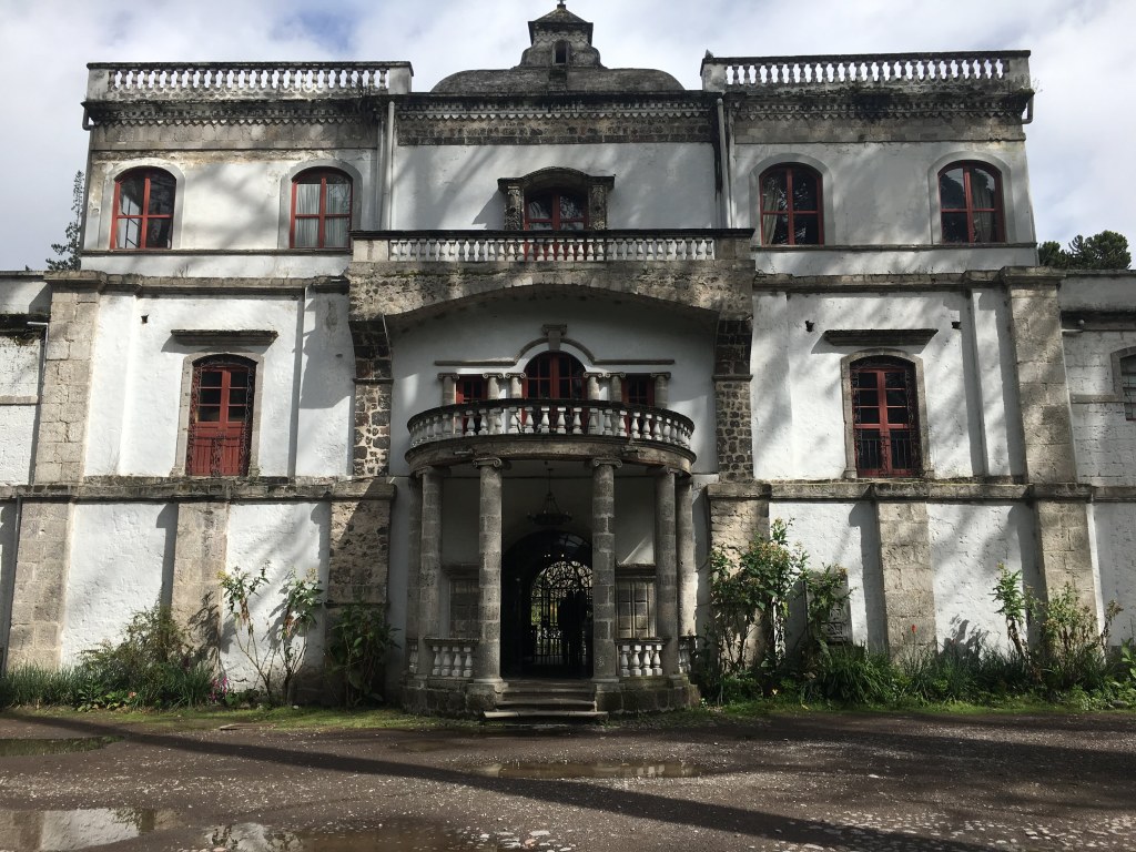 Cotopaxi Mansion
